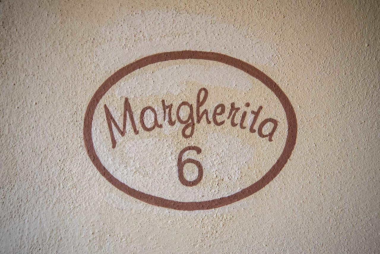 Agriturismo Le Gallozzole Монтериджиони Экстерьер фото